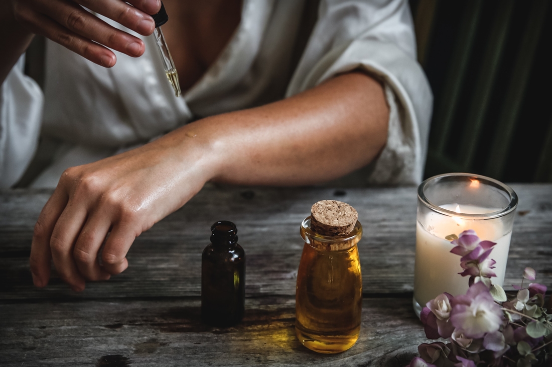 OLORES, EMOCIONES Y SALUD: el poder de la aromaterapia